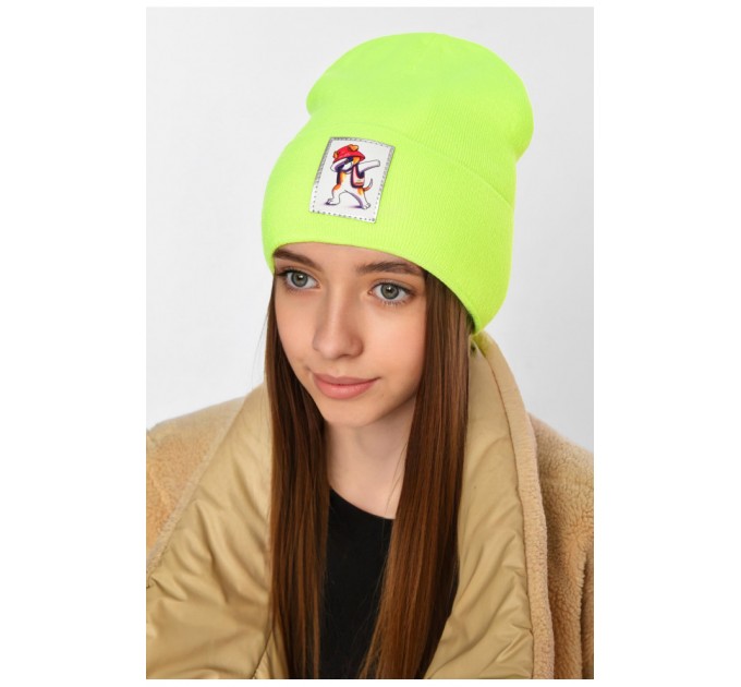 Шапка зимняя подростковая с нашивкой салатового цвета 193216L