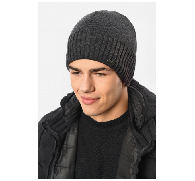 Мужская шапка на флисе темно-серого цвета 193806L