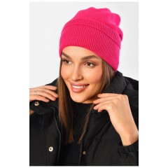 Шапка жіноча демісезонна малинового кольору 194591L