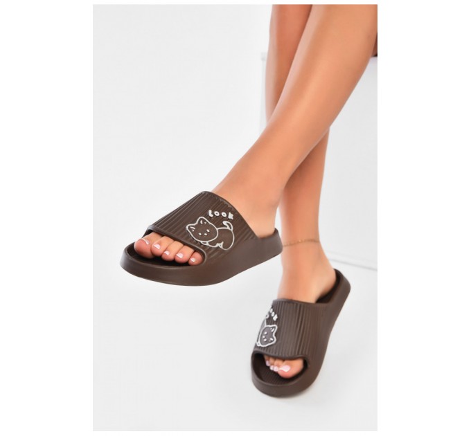 Шльопанці піна жіночі темно-коричневого кольору 199273L