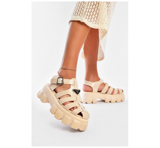 Босоніжки жіночі бежевого кольору 201041L