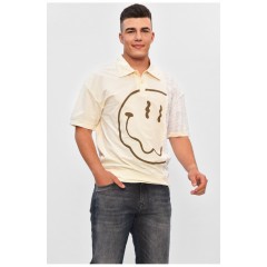Футболка чоловіча напівбатальна бежевого кольору з принтом 201825L Футболка чоловіча напівбатальна бежевого кольору з принтом 201825L
