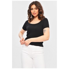 Футболка жіноча однотонна в рубчик чорного кольору 202272L
