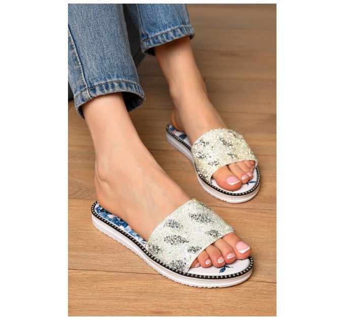 Шлепанцы женские белого цвета 202360L