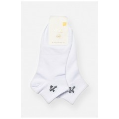 Шкарпетки жіночі спортивні демісезонні білого кольору 202413L