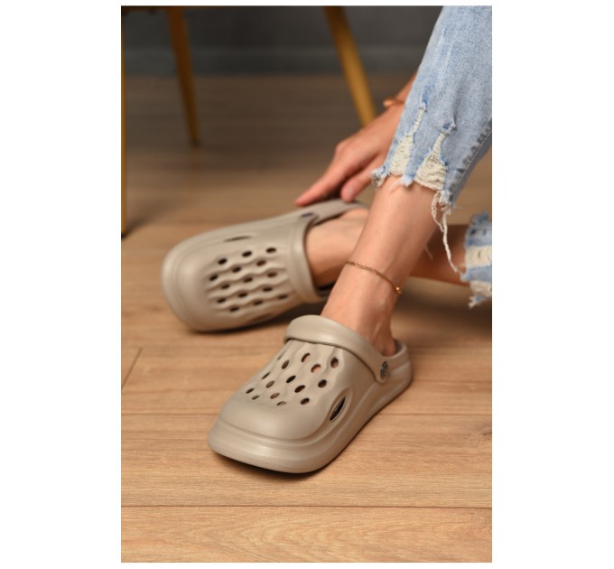 Крокси жіночі бежевого кольору 202563L