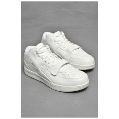Кросівки чоловічі білого кольору 205890L