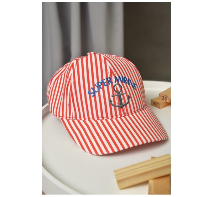 Кепка детская для мальчика красного цвета 155823L