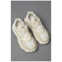 Кросівки чоловічі бежевого кольору на шнурівці 177248L