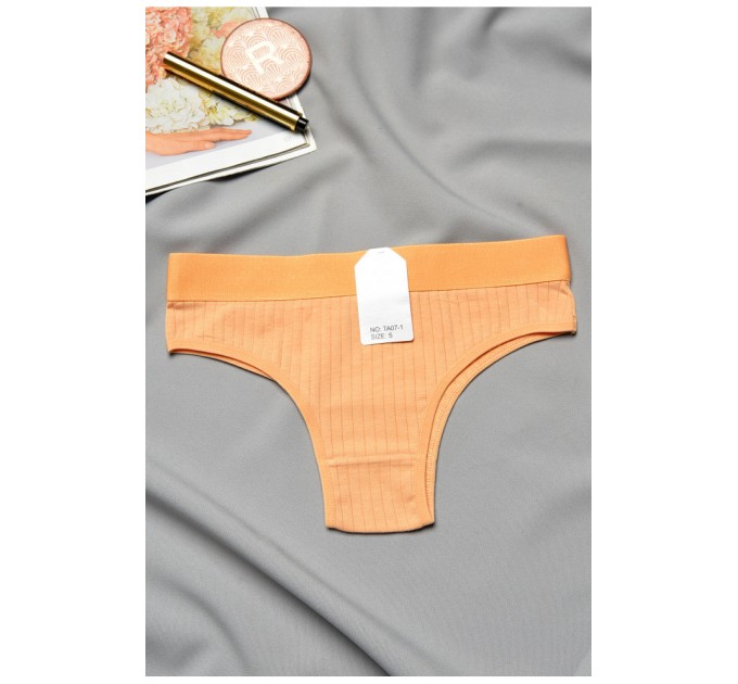 Трусы женские бежевого цвета 193112L