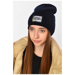 Шапка зимова підліткова з нашивкою темно-синього кольору 193235L