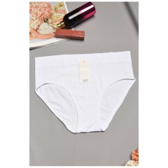 Труси жіночі напівбатальні білого кольору 195629L