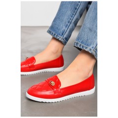 Туфли-лоферы женские красного цвета 197411L