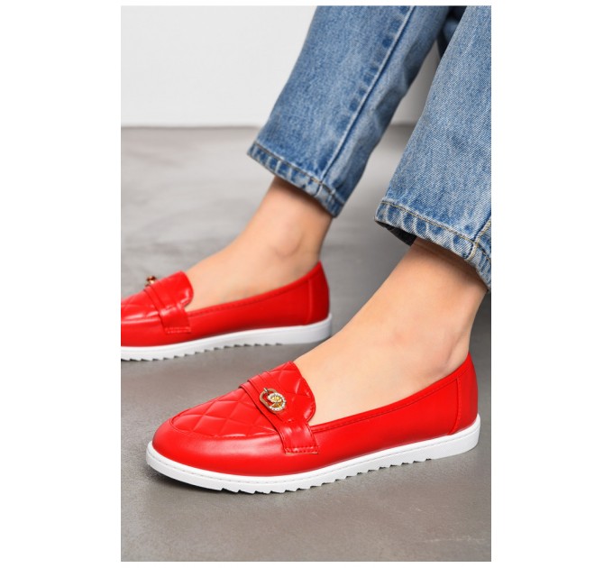 Туфли-лоферы женские красного цвета 197411L
