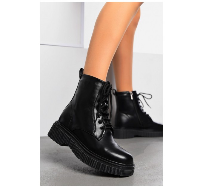 Черевики жіночі зимові чорного кольору 197556L