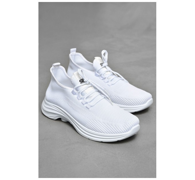 Кросівки чоловічі білого кольору на шнурівці 202147L