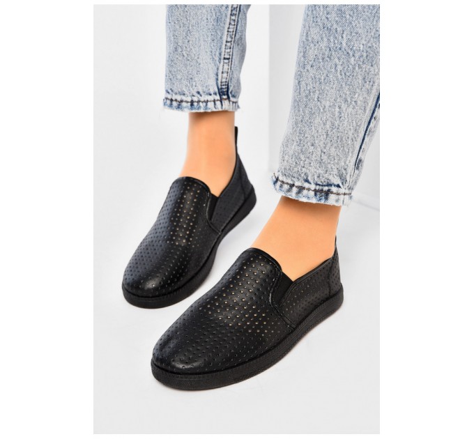 Мокасины женские черного цвета 202476L