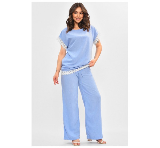 Костюм жіночий однотонний напівбатальний блакитного кольору 204935L