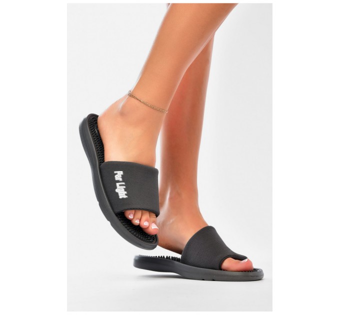 Шльопанці жіночі сірого кольору текстиль 160069L