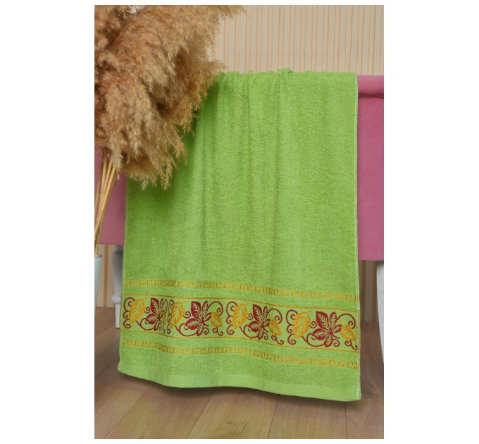 Полотенце банное махровое зеленого цвета 168129L
