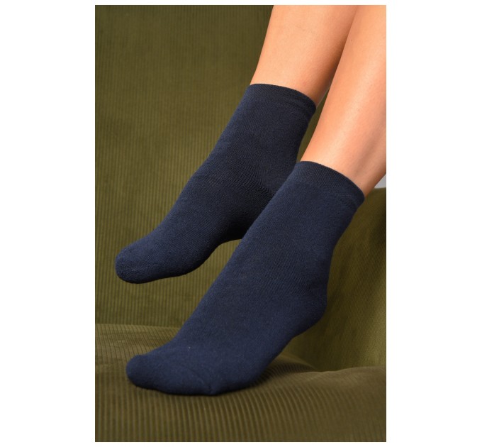 Шкарпетки жіночі махрові темно-синього кольору 184340L