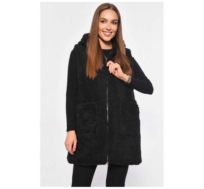 Жилетка женская полубатальная на искусственном меху черного цвета 186967L