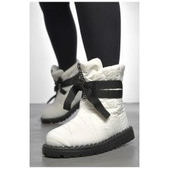 Дутики женские на меху белого цвета 187172L