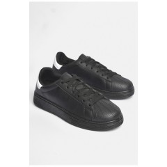 Кросівки чоловічі чорного кольору на шнурівці 187399L