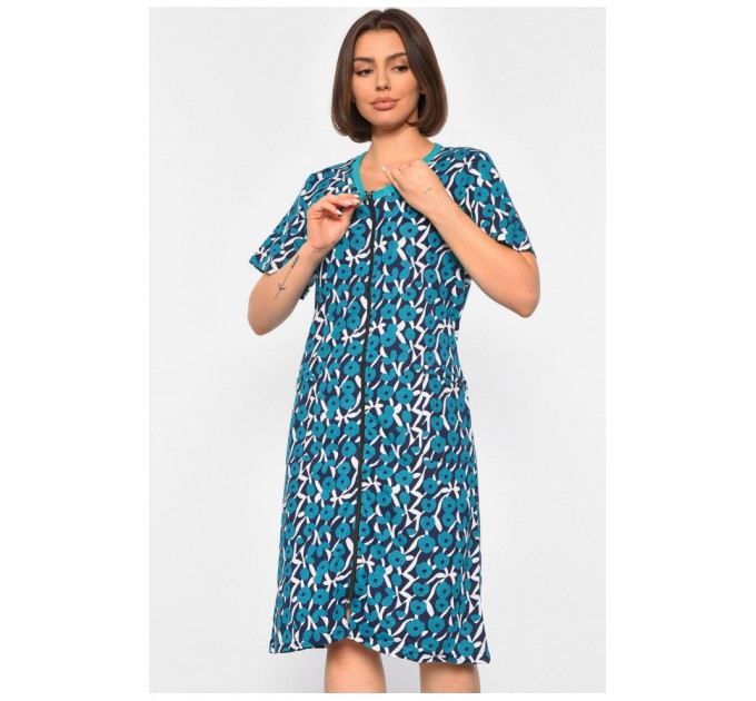 Халат женский полубатальный с принтом зеленого цвета 189188L