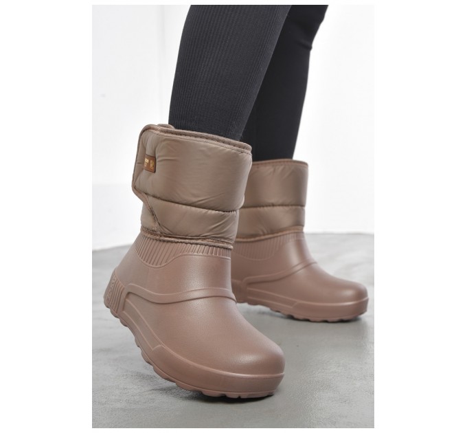 Дутики жіночі на хутрі кольору мокко 193506L