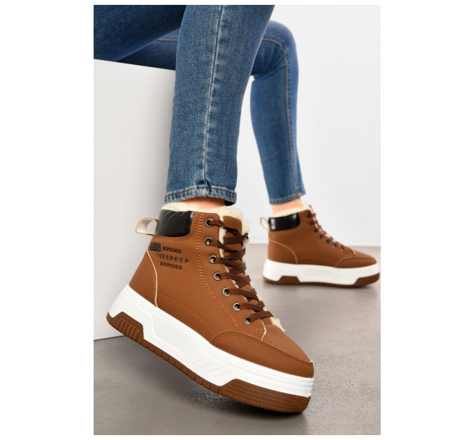 Черевики жіночі зимові на хурті коричневого кольору 193907L