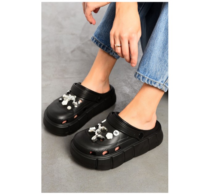 Крокси жіночі чорного кольору 196875L