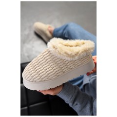 Уггі жіночі укорочені на хутрі молочного кольору 197575L