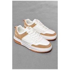 Кросівки чоловічі білого кольору на шнурівці 198373L