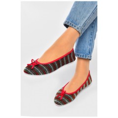 Мокасины женские бордового цвета в разноцветную полоску 201234L