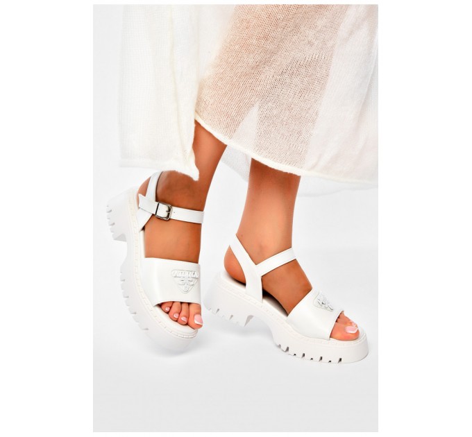 Босоніжки жіночі білого кольору 203092L