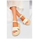 Босоніжки жіночі бежевого кольору 203098L