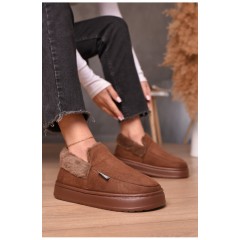 Капці домашні жіночі на хутрі коричневого кольору 206239L Капці домашні жіночі на хутрі коричневого кольору 206239L