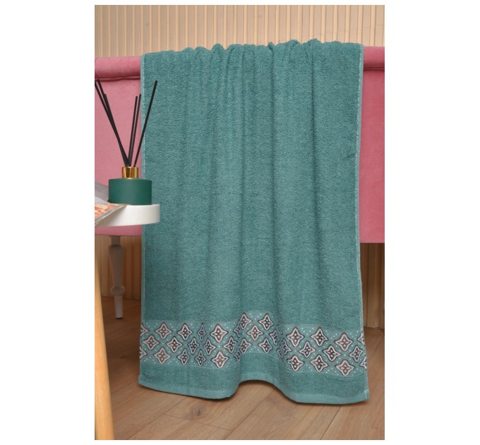 Рушник банний махровий зеленого кольору 173606L