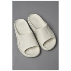 Шльопанці чоловічі піна молочного кольору 177034L