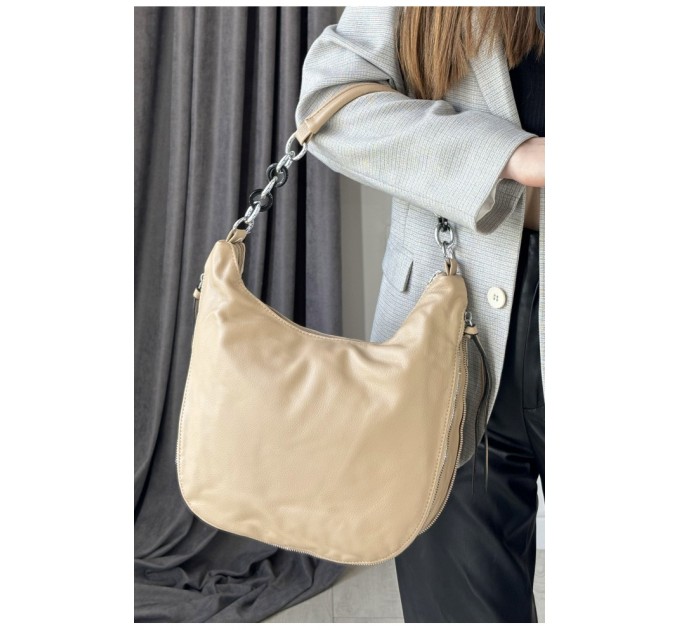 Сумка женская из экокожи бежевого цвета 178734L