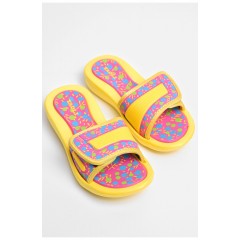 Детские шлепанцы для девочки желтого цвета 181293L
