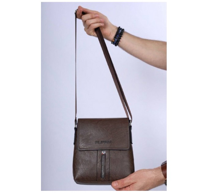 Сумка мужская через плечо из экокожи коричневого цвета 181951L