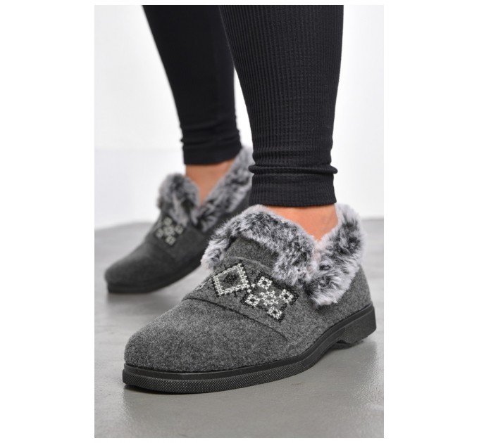 Тапочки женские на меху серого цвета с узором 186087L