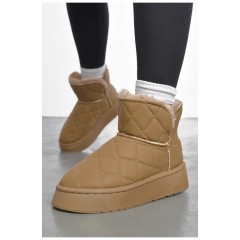 Угги женские на меху бежевого цвета 189965L