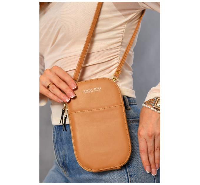 Женский клатч из экокожи бежевого цвета 193644L