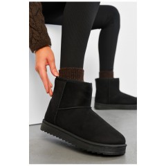Уггі жіночі на хутрі чорного кольору 194469L