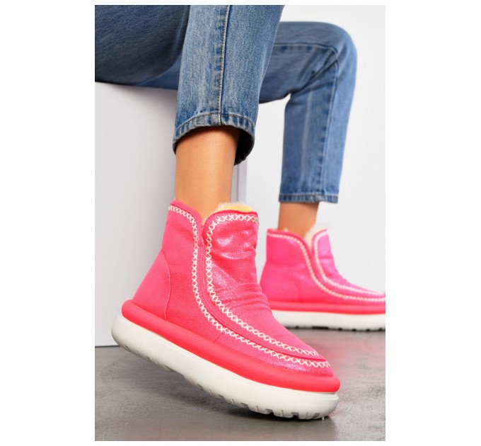 Уггі жіночі на хутрі рожевого кольору 195169L