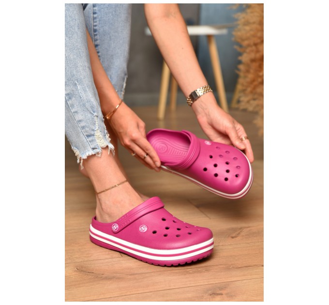 Кроксы женские малинового цвета 196702L
