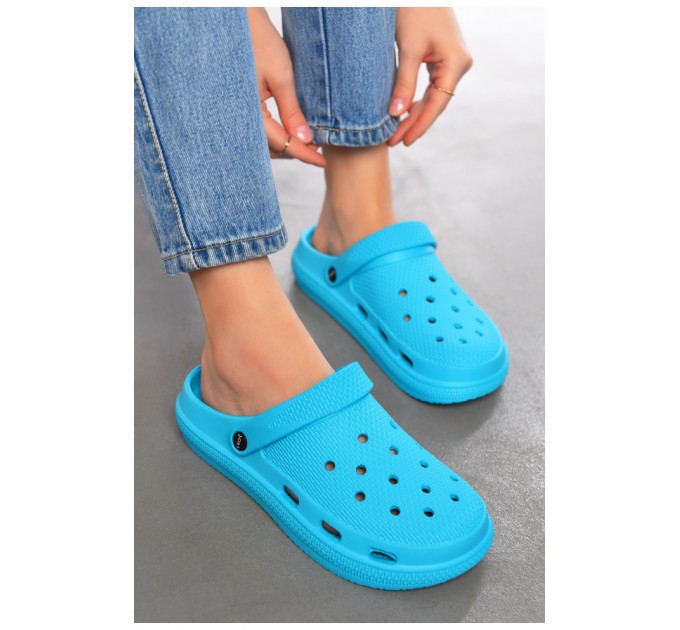 Крокси жіночі бірюзового кольору 197077L